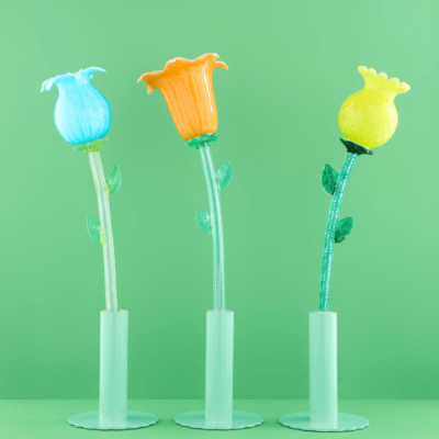 MULTIFORME_FLOWERS IN WONDERLAND